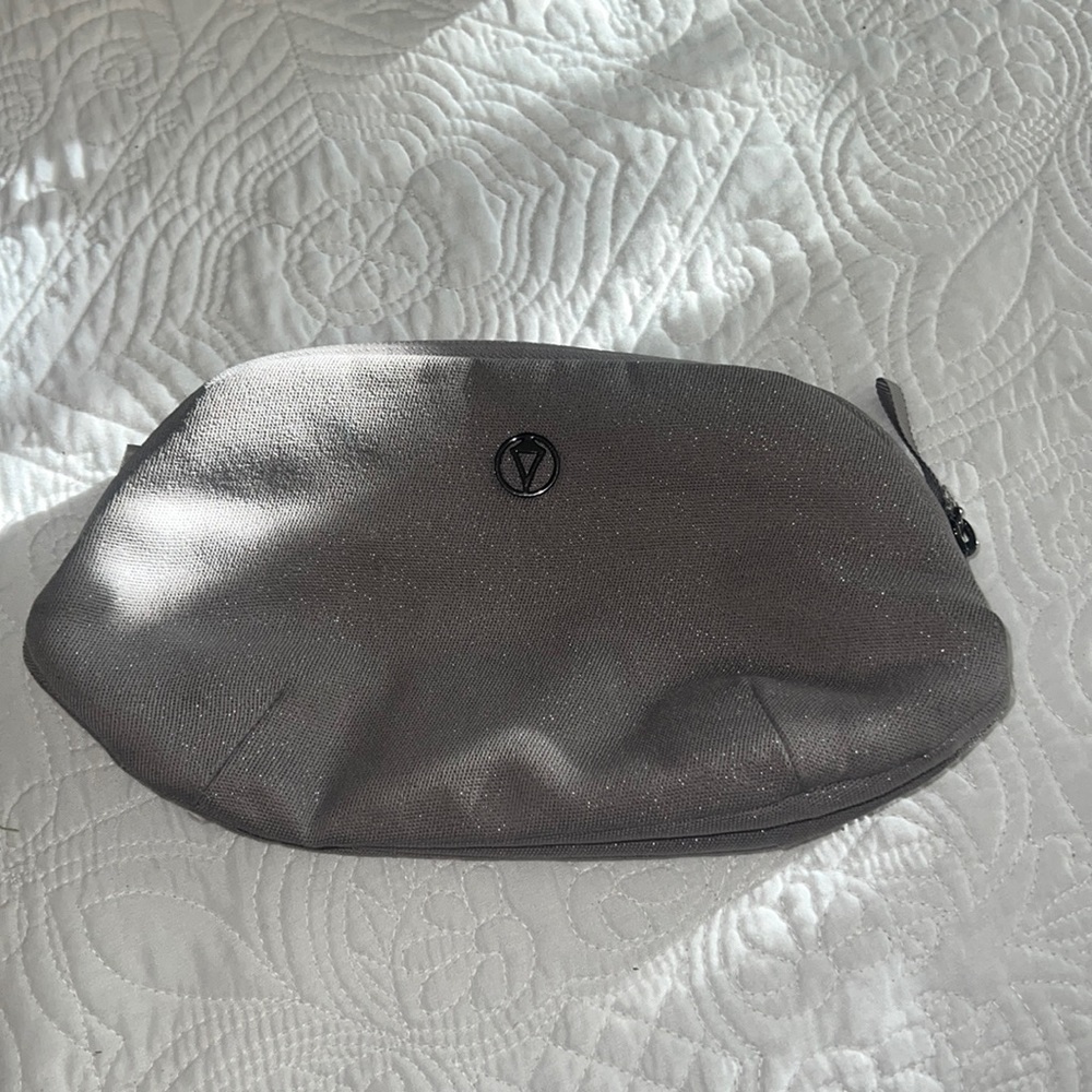 Ivivva bag